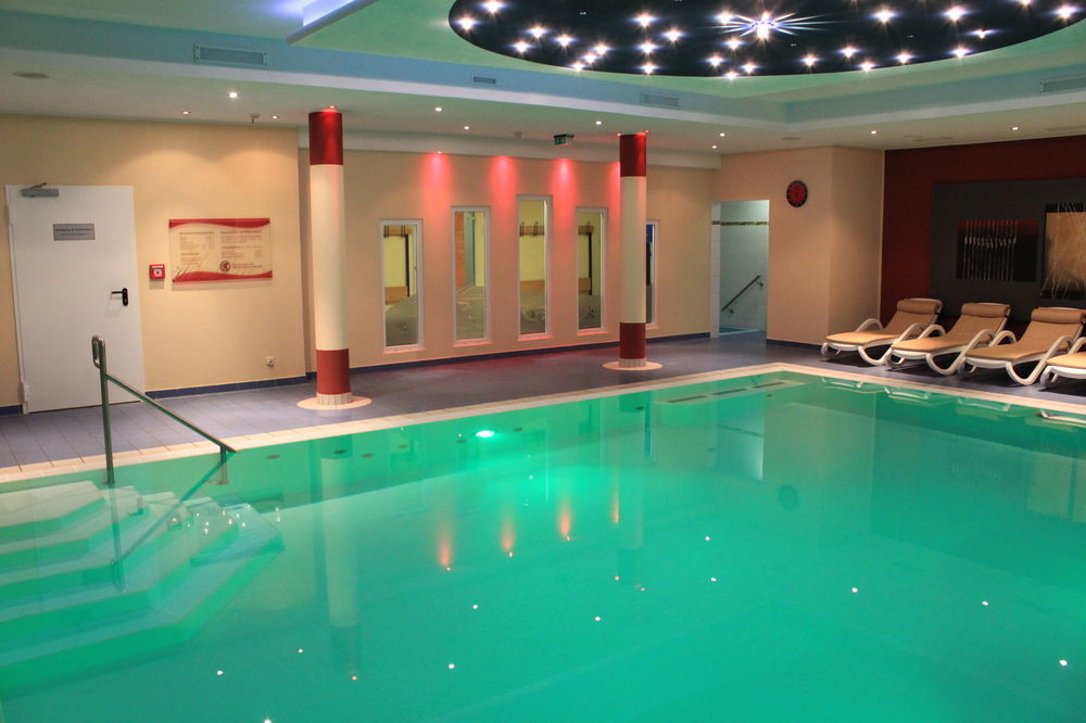 Das Hudewald Hotel & Resort Юкеріц Екстер'єр фото